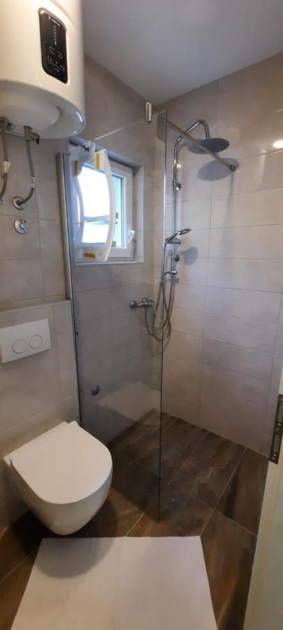 Apartments Suho Комижа Экстерьер фото